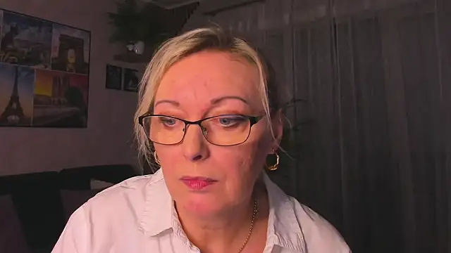 vanessa_chat's cam snapshot