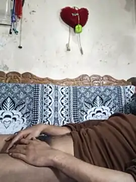 BadBoySmoker7070's cam snapshot