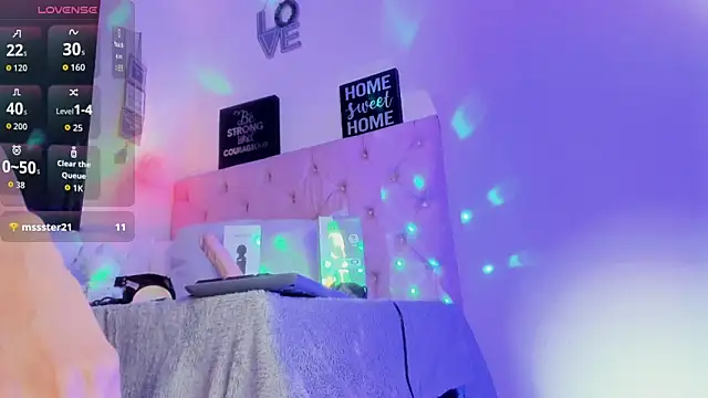 Nicolle_Ferran's cam snapshot