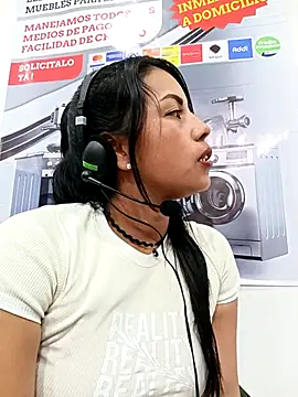 _andrea30 live sex cam