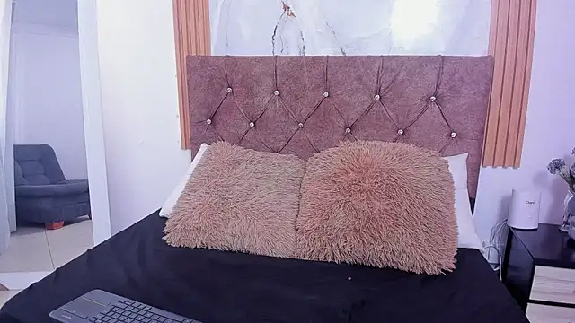 samantagrey__'s cam snapshot