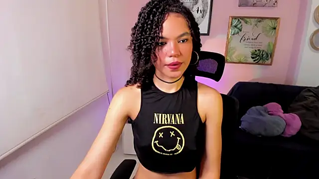 Monic_Bellucci's cam snapshot