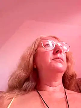 MILEIDE980's cam snapshot