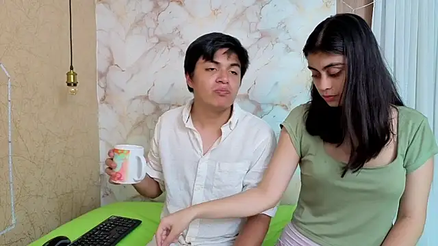 NatyAndAlex's cam snapshot