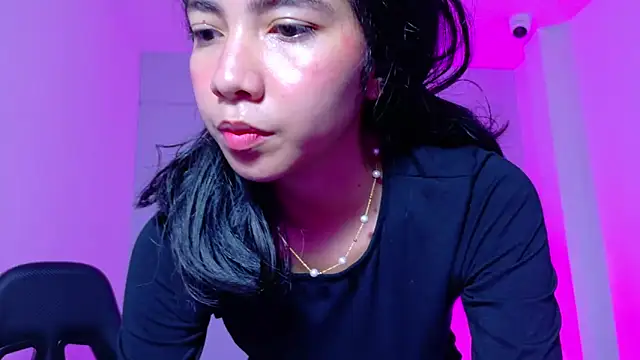 luna_roja25's cam snapshot