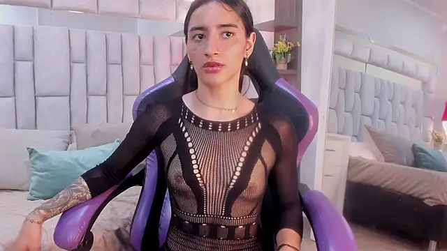 KeniaVelvet_'s cam snapshot