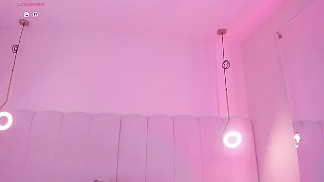 _huge_boobs_ebony's cam snapshot