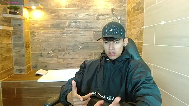 Astaroth_Grigori live sex cam