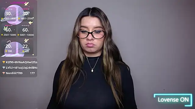 SaraBraun_ live sex cam