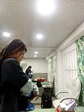 _sharlotte777's cam snapshot