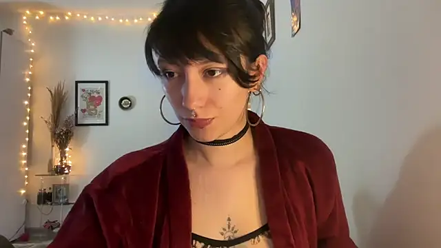 cataline_de_aragaon's cam snapshot