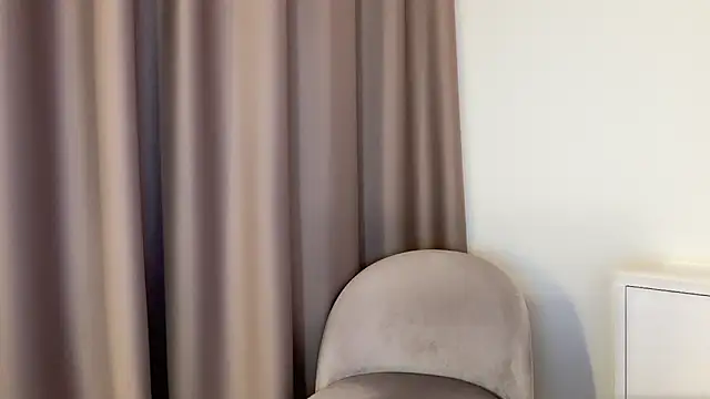 ShySchoolGirl live sex cam