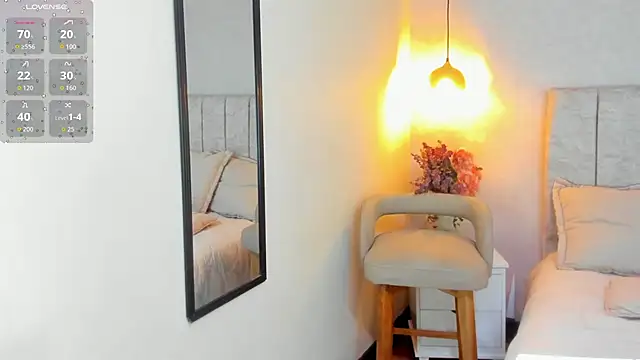 tutu_milf live sex cam