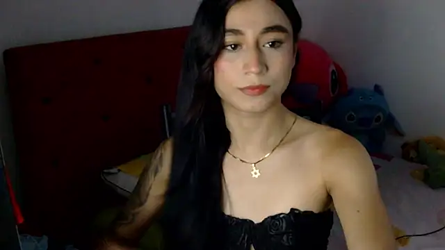 CamilaTrans18 live sex cam