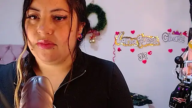 lanaqueen699 live sex cam