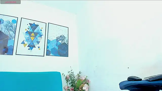 naughty-goddessts live sex cam