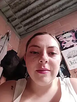 madelaine- live sex cam