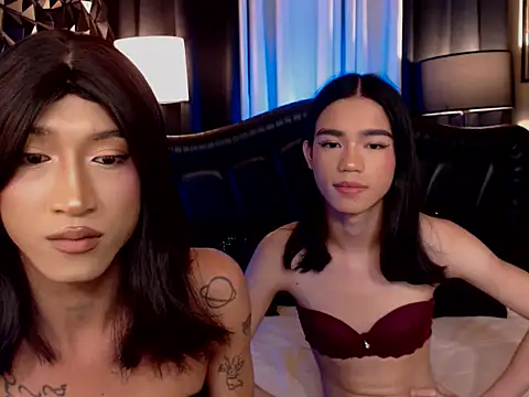 Valentina_Eloise live sex cam