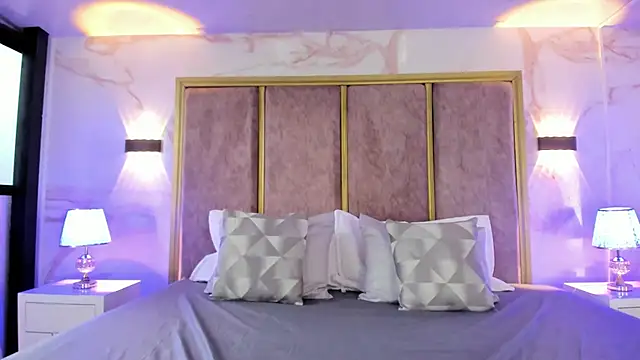 Liaevans__'s cam snapshot