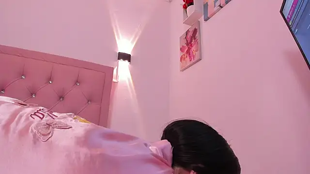 kitti_lovee's cam snapshot