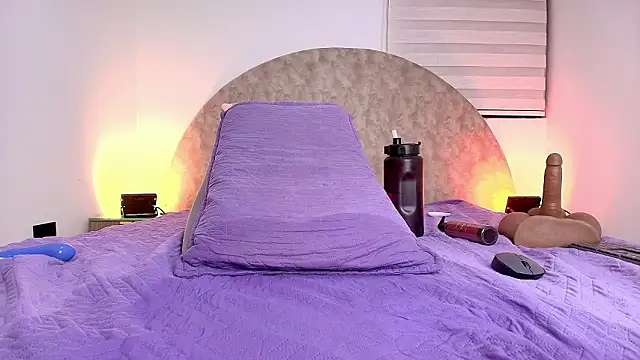 anisha_x live sex cam