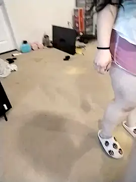 Deeplong24's cam snapshot