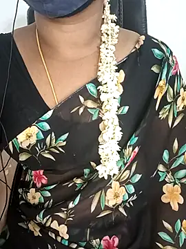 Tamil-hotwife's cam snapshot