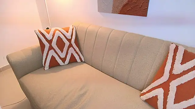 TinyCherryy live sex cam