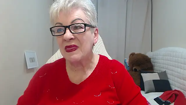 KayleSmoll's cam snapshot