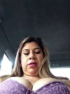 Laura-Hernandez's cam snapshot