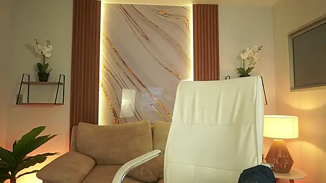 IzisLust's cam snapshot