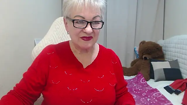 KayleSmoll's cam snapshot