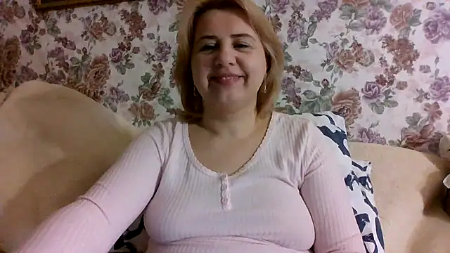 LustyyX's cam snapshot