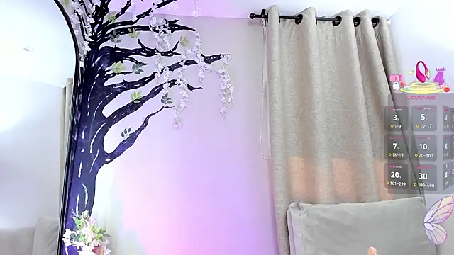 _EmilyJireh_'s cam snapshot