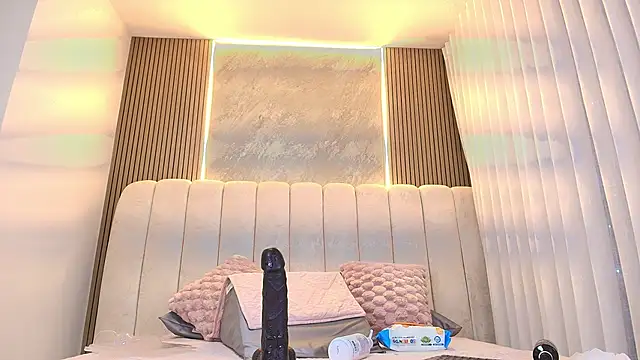 kata_hazel's cam snapshot