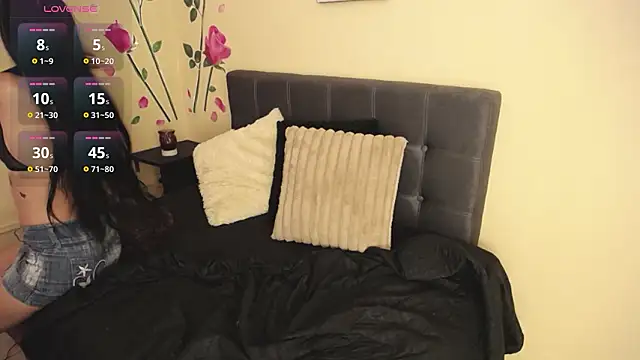 BrendaRojas_'s cam snapshot