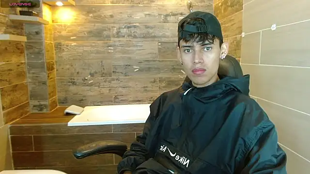 Astaroth_Grigori live sex cam