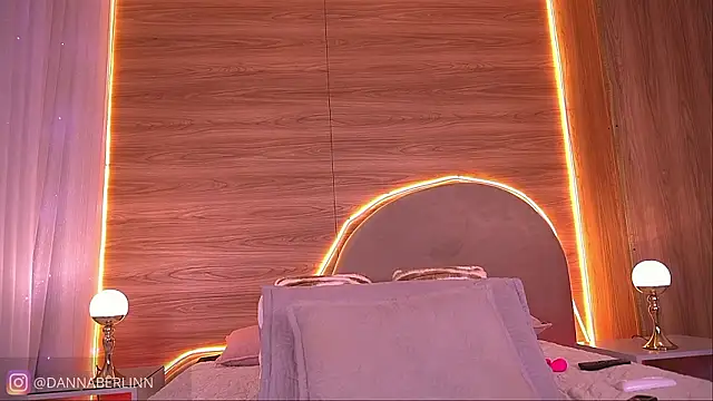 danna_berlin_ live sex cam