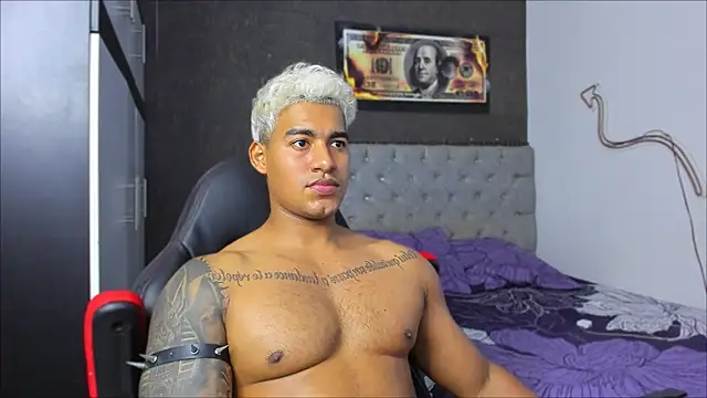 luigi_hot_ live sex cam