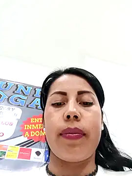 _andrea30 live sex cam