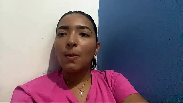 EstelleSchmeichel's cam snapshot