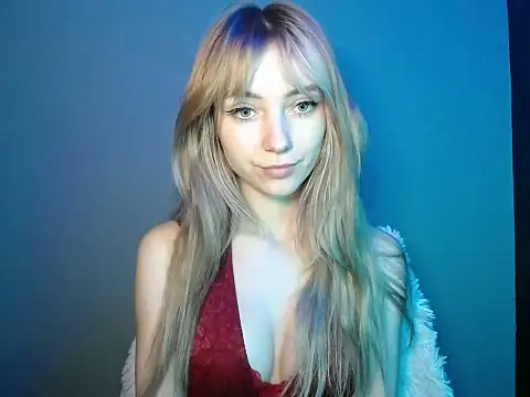 LuciaYoung's cam snapshot