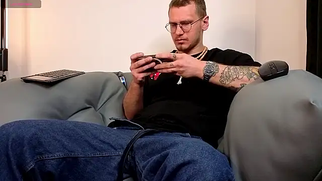 vance_rulez's cam snapshot