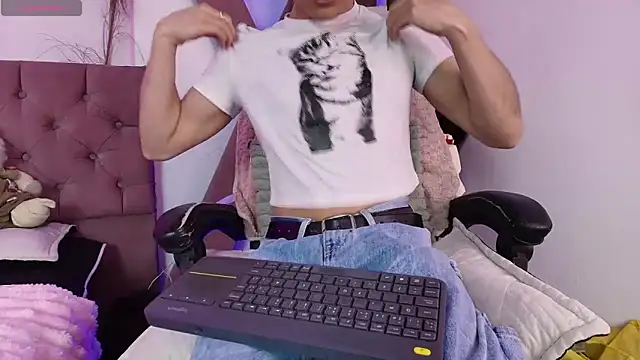 PepperTwink's cam snapshot