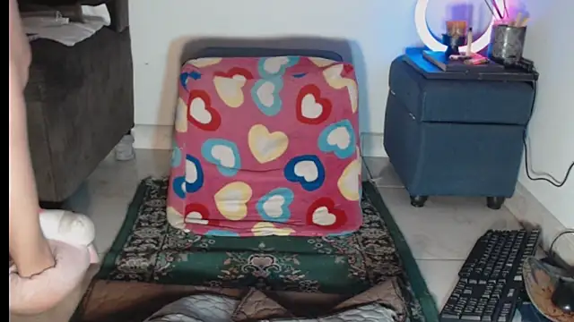 Milf_Valeria live sex cam