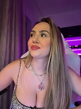 xCaprice live sex cam