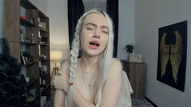 KristalCrowner's cam snapshot