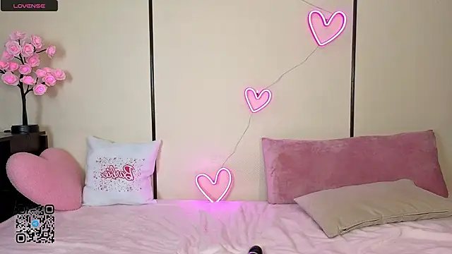 striploves's cam snapshot