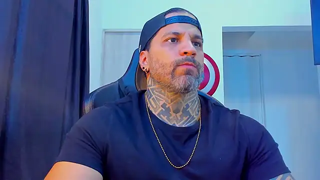 JoshRigby live sex cam