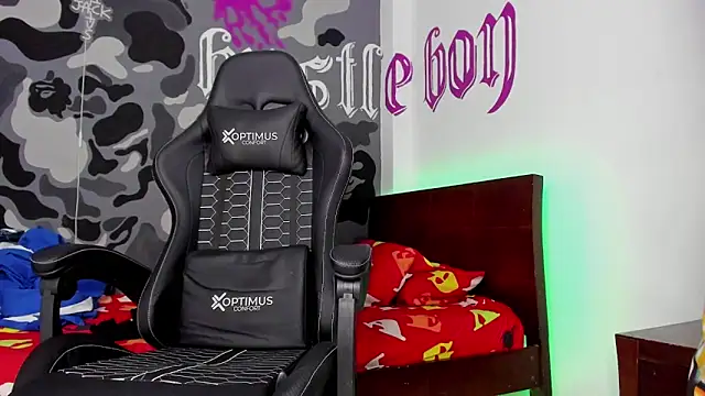 BRYXXXON1 live sex cam